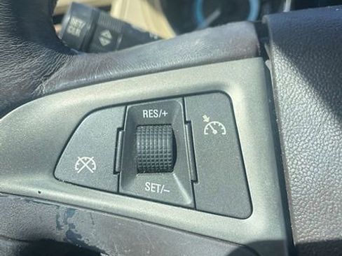 Used 2013 Buick LaCrosse Touring image 14