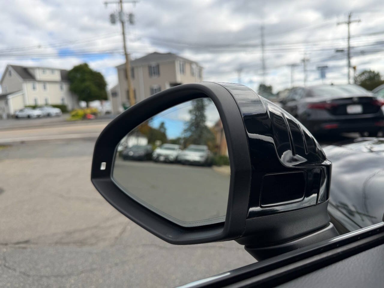 Used 2019 Audi A4 2.0T Premium w/ Convenience Package AWD/4WD image 28