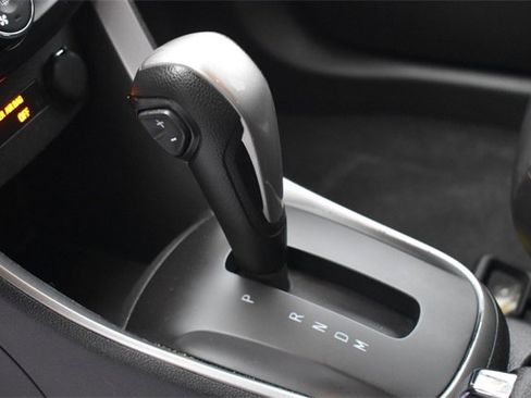 Used 2017 Chevrolet Trax LT w/ LT Convenience Package image 23