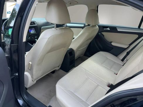 Used 2014 Volkswagen Jetta SE FWD image 14
