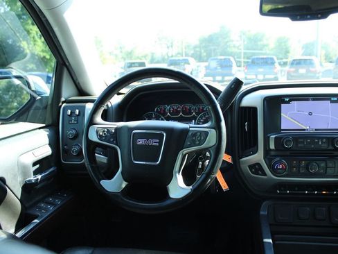 Used 2017 GMC Sierra 1500 SLT AWD/4WD image 12