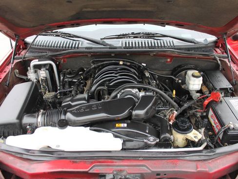 Used 2008 Ford Explorer XLT image 11