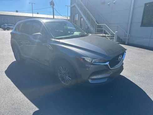 Used 2017 MAZDA CX-5 Touring w/ Preferred Equipment Package AWD/4WD image 3