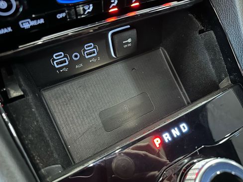 Used 2021 Jeep Grand Cherokee L Laredo image 31