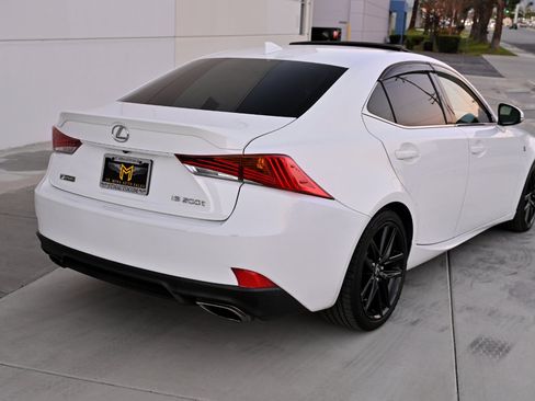 Used 2017 Lexus IS 200t IS Turbo RWD image 6