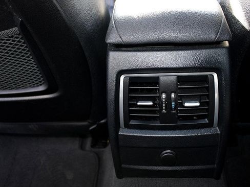 Used 2018 BMW 320i xDrive Sedan image 28