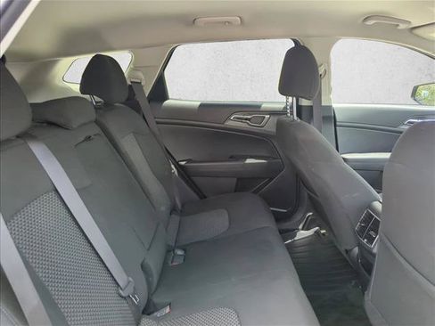 Used 2024 Kia Sportage LX FWD image 22