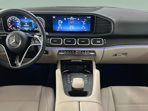 Used 2025 Mercedes-Benz GLE 450e 4MATIC image 16