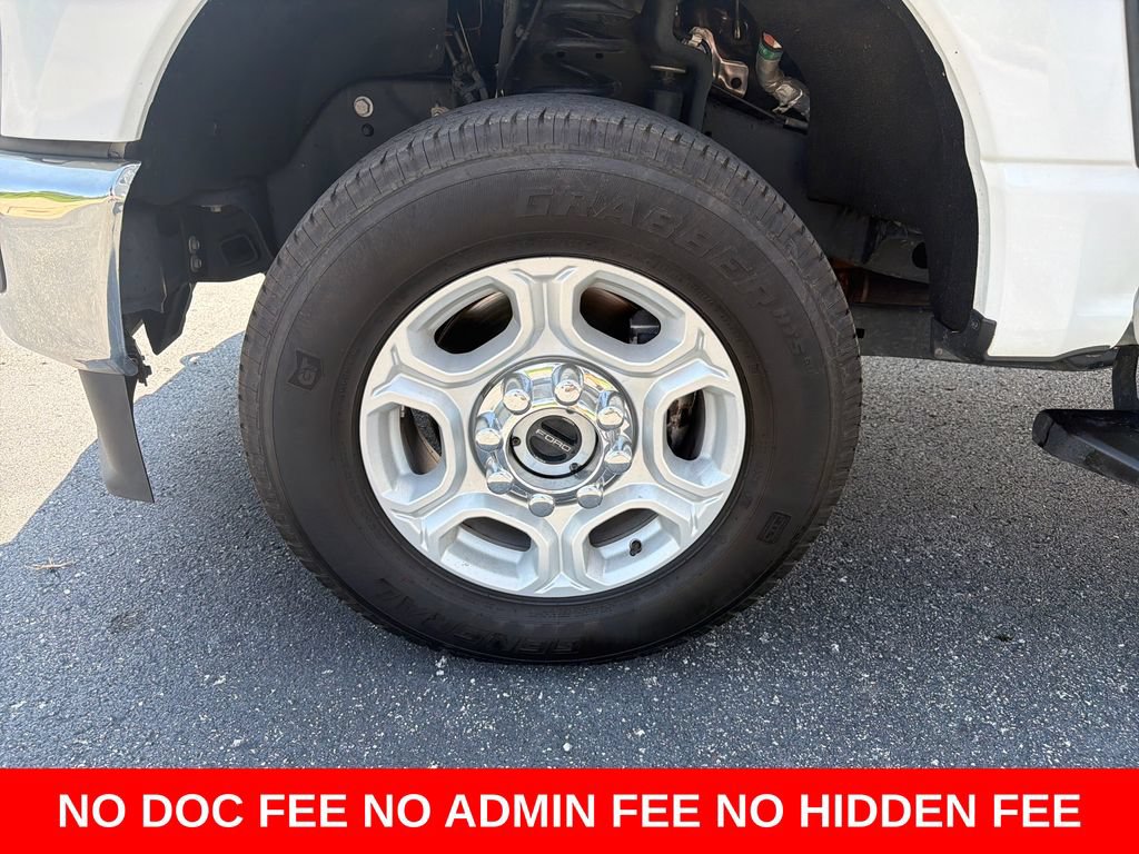 Used 2025 Ford F250 XLT AWD/4WD image 27
