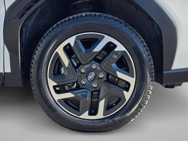 Used 2025 Subaru Forester Limited w/ Popular Package #2 AWD/4WD image 9