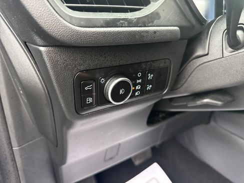 Used 2025 Ford Escape ST-Line Select AWD/4WD image 23