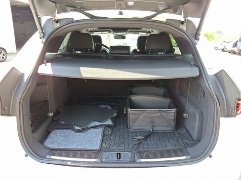 Used 2025 Jaguar F-PACE R-Dynamic S image 29