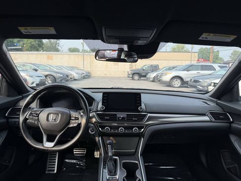 Used 2019 Honda Accord Sport image 13