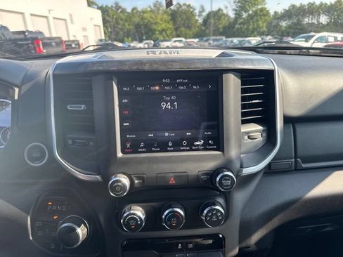 Used 2021 RAM 1500 Big Horn AWD/4WD image 35