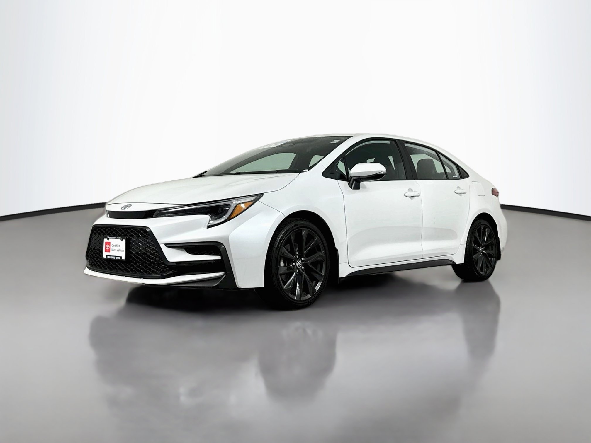 Certified 2024 Toyota Corolla XSE FWD image 3