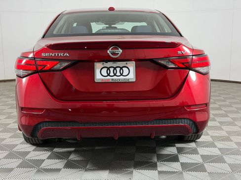 Used 2020 Nissan Sentra SV w/ Trunk Package image 10