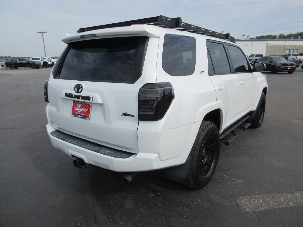 Used 2020 Toyota 4Runner SR5 Premium w/ Moonroof Package AWD/4WD image 6