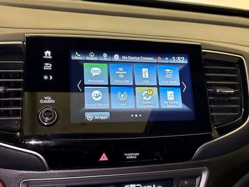 Certified 2022 Honda Passport TrailSport image 27