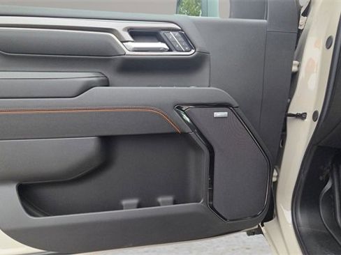 New 2026 GMC Sierra 2500 AT4 image 22