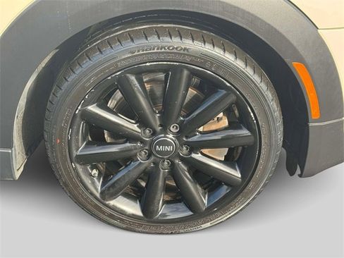 Used 2020 MINI Cooper S w/ Premium Package image 8