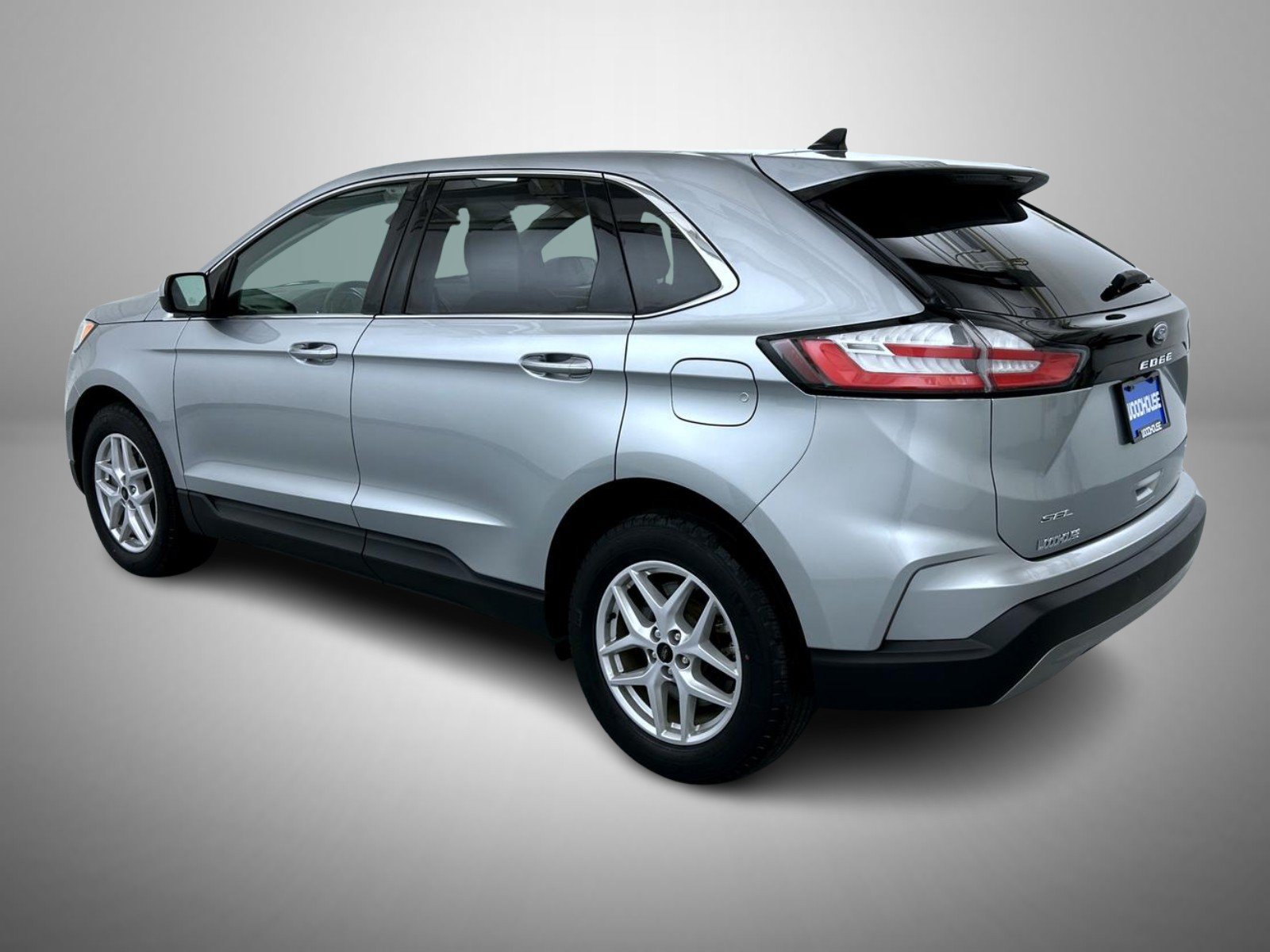 Used 2023 Ford Edge SEL w/ Convenience Package AWD/4WD image 7