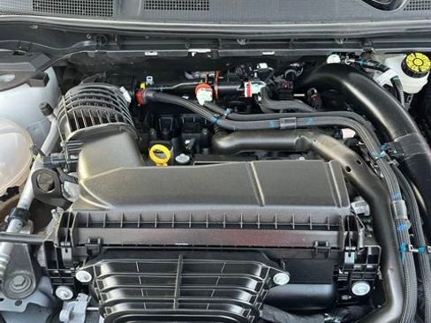 Used 2025 Lincoln Corsair Reserve w/ Equipment Group 202A image 28