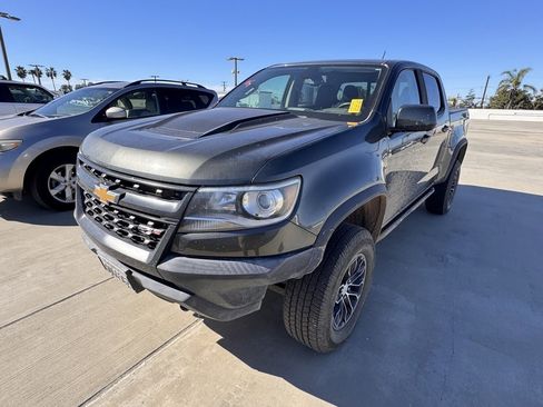 Used 2017 Chevrolet Colorado ZR2 image 3