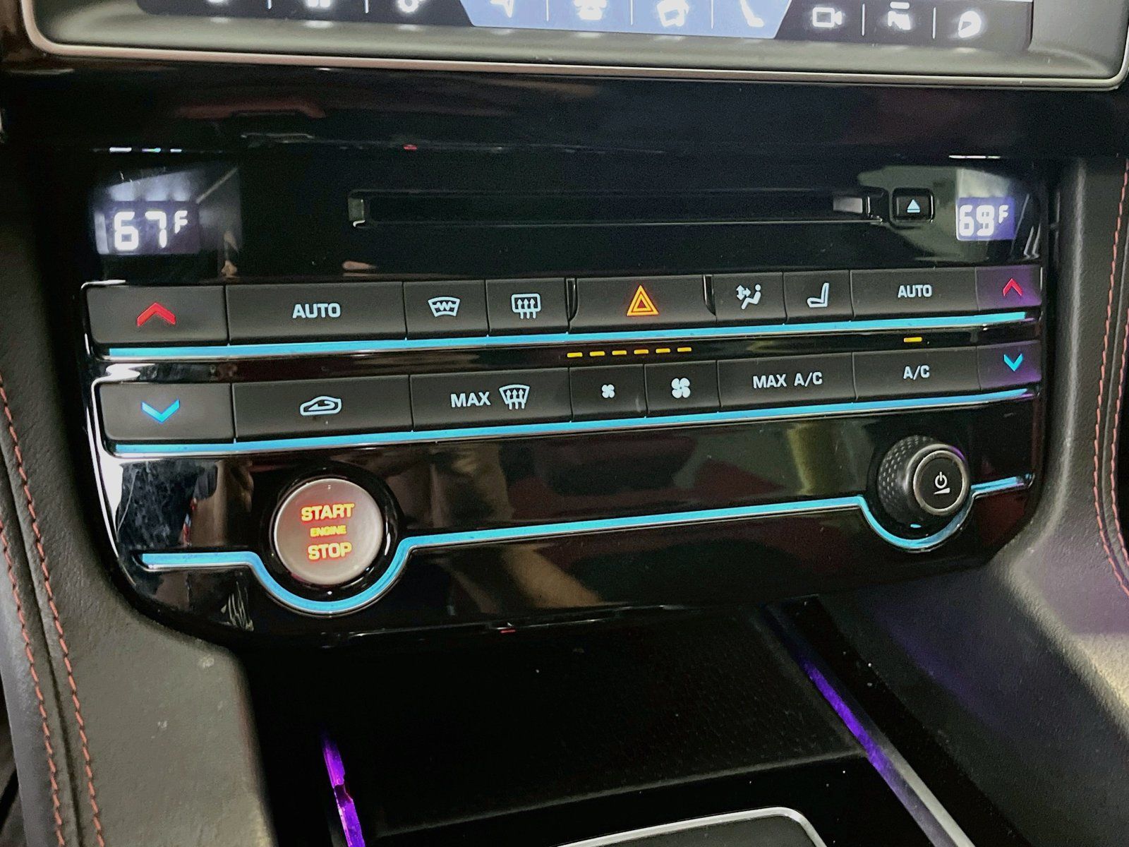 Used 2017 Jaguar F-PACE S AWD/4WD image 16