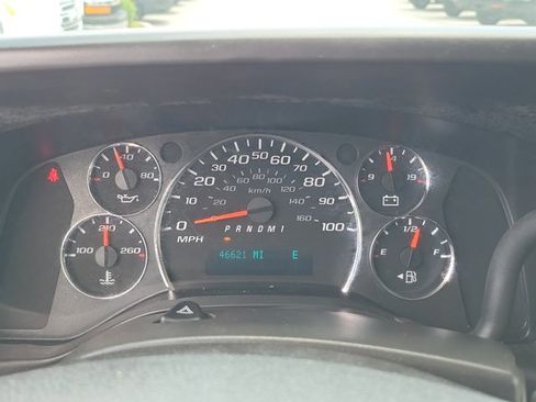 Used 2016 Chevrolet Express 3500 LT w/ LT Preferred Equipment Group RWD image 29