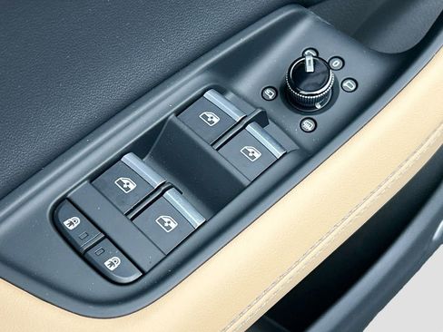 New 2026 Audi Q7 3.0T Prestige image 23