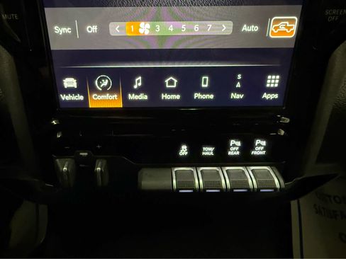 Used 2024 RAM 2500 Big Horn w/ Night Edition image 21