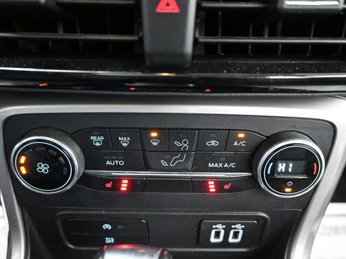 Used 2018 Ford EcoSport Titanium image 15