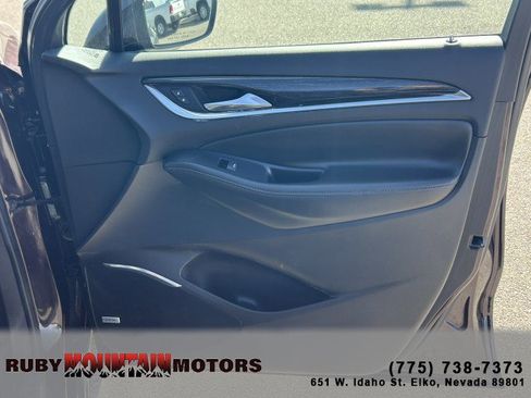 Used 2021 Buick Enclave Avenir w/ Avenir Technology Package image 28