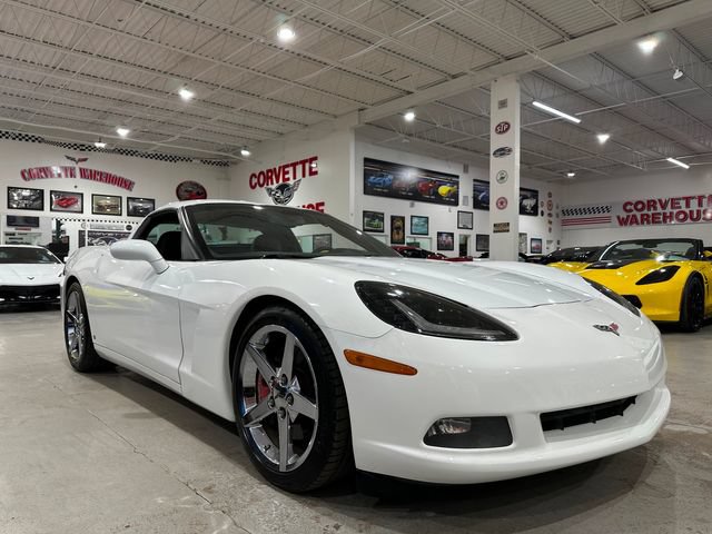 Used 2007 Chevrolet Corvette Coupe w/ Preferred Equipment Group RWD image 5