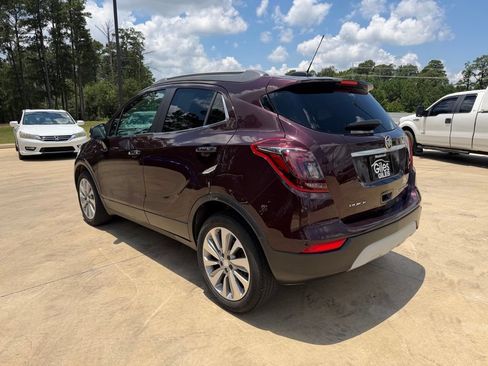 Used 2018 Buick Encore Preferred FWD image 3