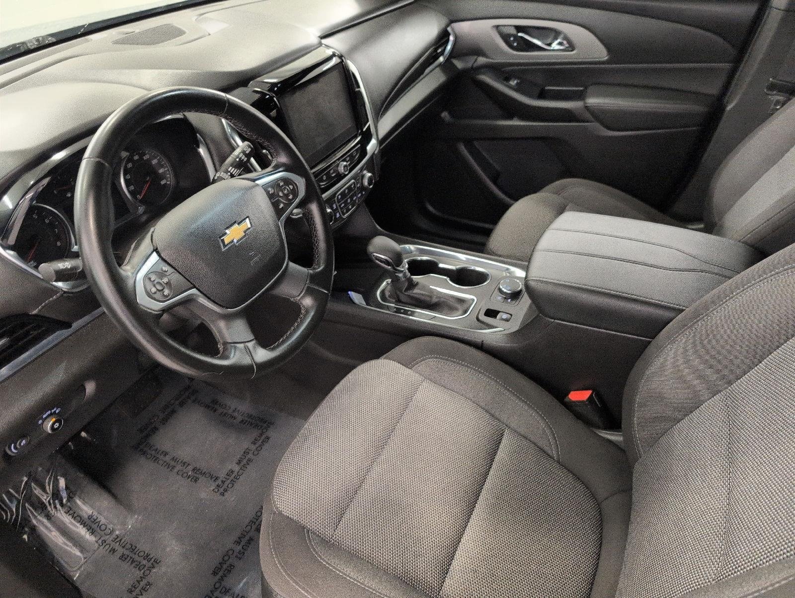 Used 2023 Chevrolet Traverse LT w/ LPO, Floor Liner Package AWD/4WD image 10