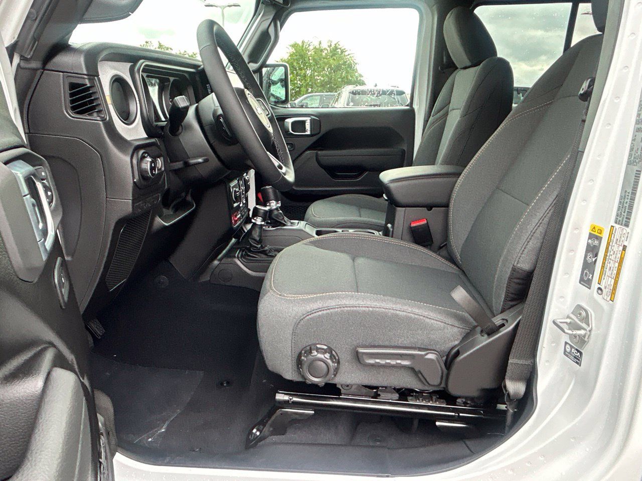 New 2027 Jeep Gladiator Sport AWD/4WD image 11