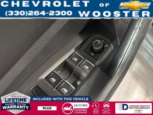 Used 2024 Volkswagen Jetta SE image 11