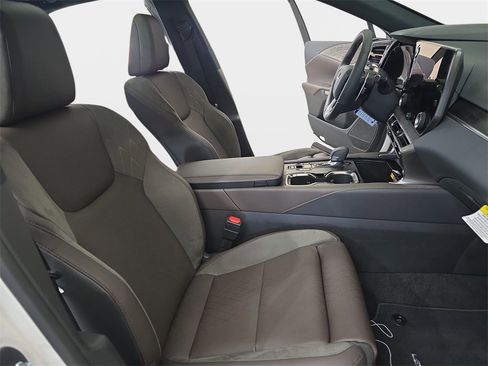 New 2026 Lexus RX 350 image 10
