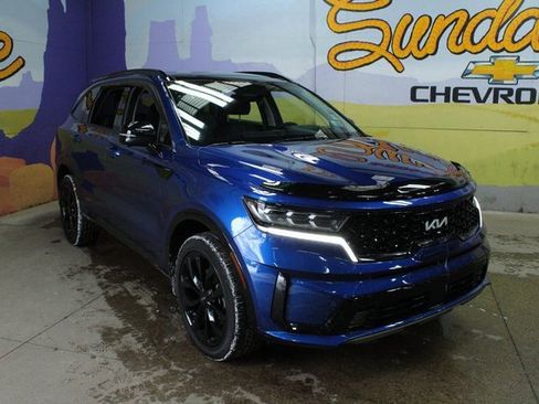 Used 2022 Kia Sorento SX image 4