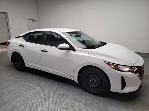 Used 2024 Nissan Sentra S FWD image 11