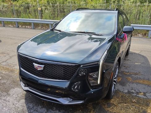 Used 2025 Cadillac XT4 Sport AWD/4WD image 1