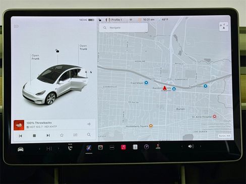 Used 2021 Tesla Model Y Standard Range image 14