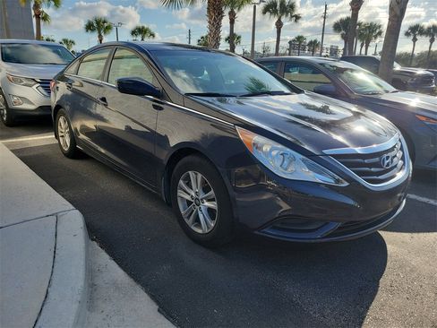 Used 2011 Hyundai Sonata GLS image 14