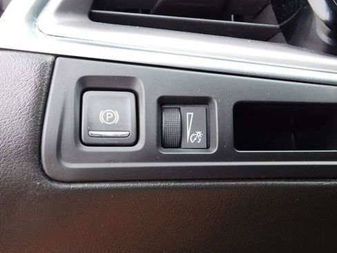 Used 2019 Cadillac XT5 Premium Luxury image 27