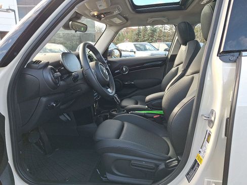 Used 2022 MINI Cooper S image 13