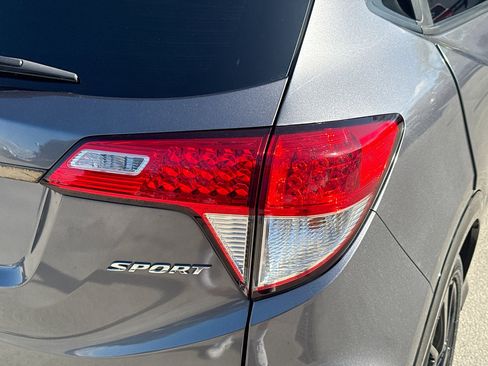 Certified 2021 Honda HR-V Sport image 26