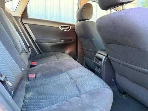 Used 2013 Nissan Sentra SR w/ Premium Pkg FWD image 15