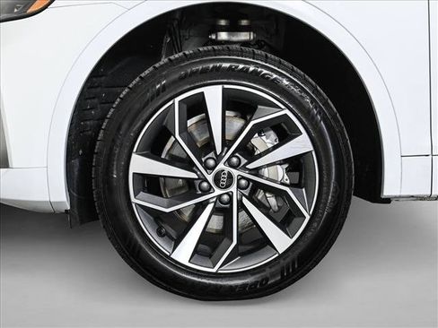 Used 2023 Audi Q5 2.0T Premium Plus w/ Premium Plus Package AWD/4WD image 25