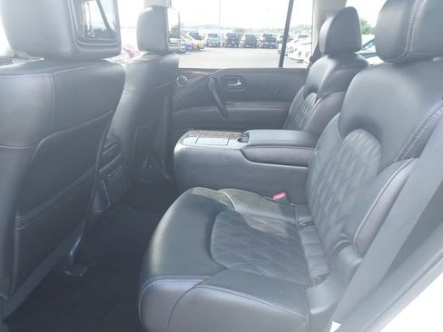 Used 2023 Nissan Armada Platinum w/ Captain's Chairs Package RWD image 14